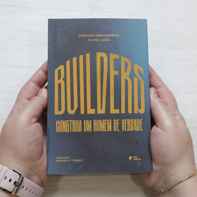 Builders | Carlos Damasceno e Chris Leão