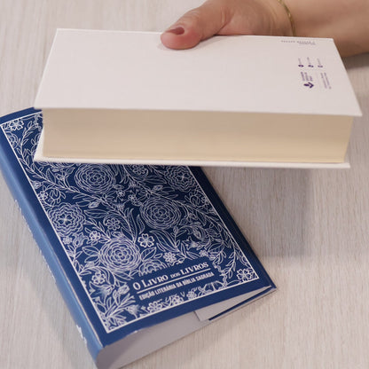 O Livro dos Livros | NTLH | Edição Literária da Bíblia Sagrada | Capa Dura Tecido