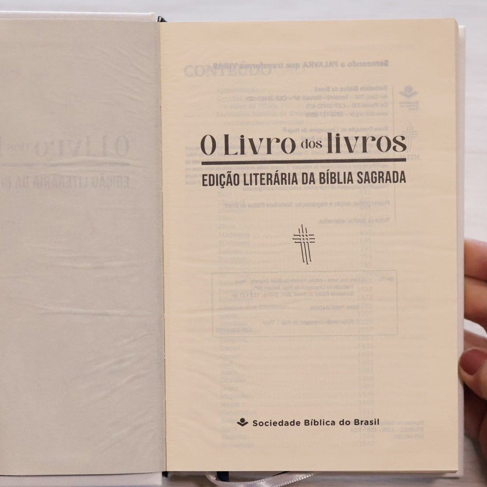 O Livro dos Livros | NTLH | Edição Literária da Bíblia Sagrada | Capa Dura Tecido