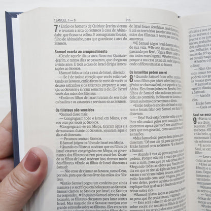 Bíblia Sagrada Bússola | NAA | Letra Normal | Capa Dura