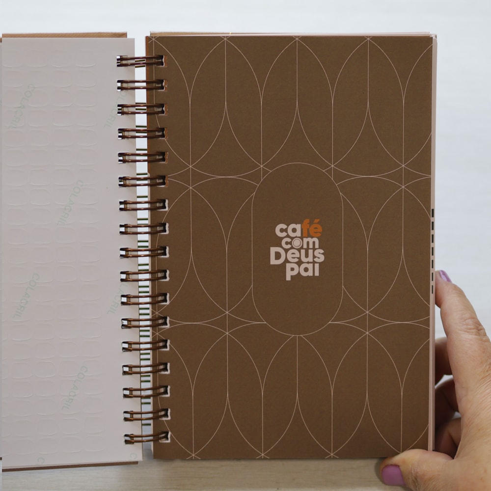 Planner Café Com Deus Pai 2025 | 
Junior Rostirola
