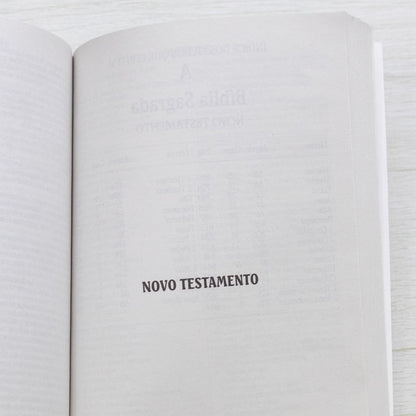Bíblia Sagrada Lírios | NVI | Letra Grande | Capa Brochura