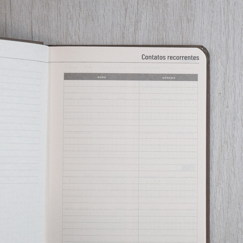 Moleskine | Criando Raízes | Bronze | Viviane Martinello