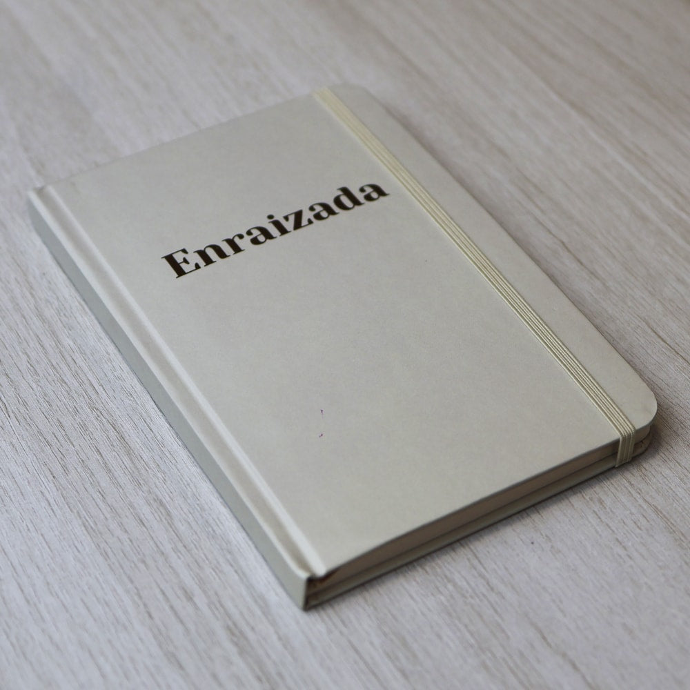 Moleskine | Enraizada | Viviane Martinello