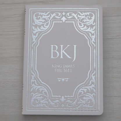 Bíblia King James Fiel 1611 | Extra Gigante | Capa Luxo Branca