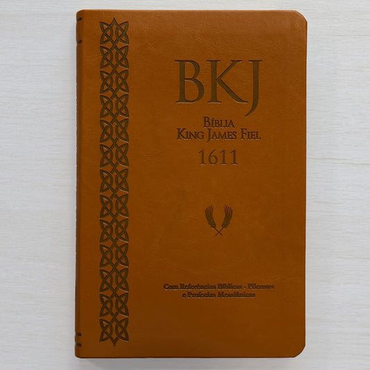 Bíblia King James Fiel 1611 | Concordância e Pilcrows | Capa Luxo Caramelo