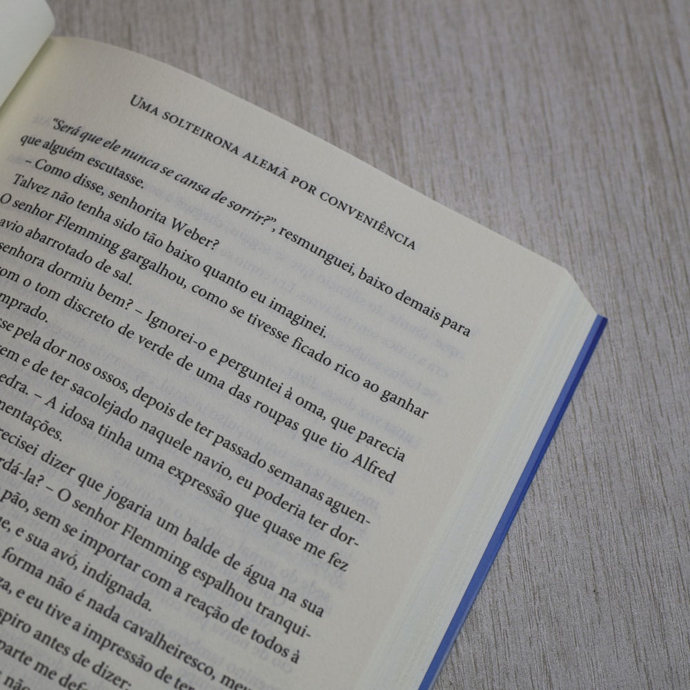 Uma Solteirona Alemã Por Conveniência | Cinthia Serejo