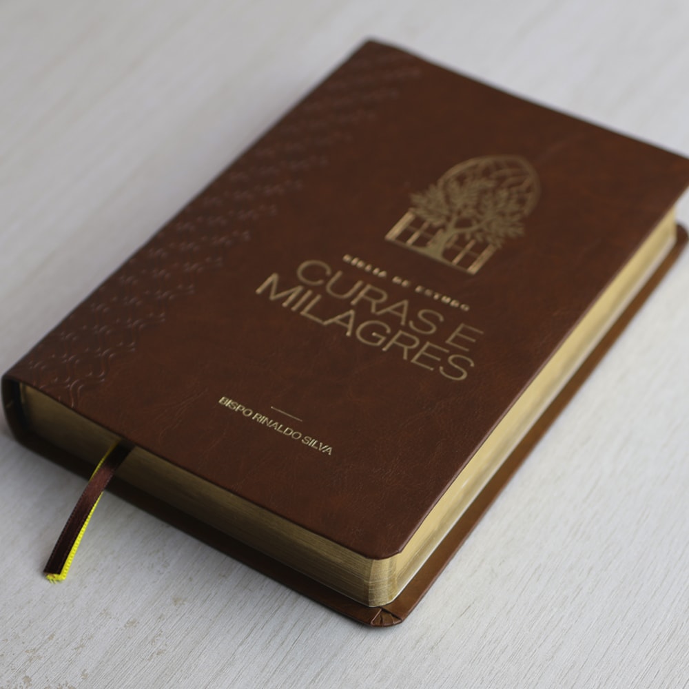 Bíblia de Estudo Cura e Milagres | KJA | Capa Luxo Nobre Marrom
