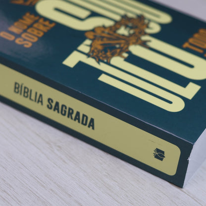 Bíblia Sagrada O Nome Sobre Todo Nome | King James | Letra Normal | Capa Brochura