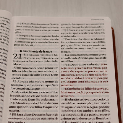 Bíblia King James 1611 | Letra Hipergigante | Capa Luxo Marrom