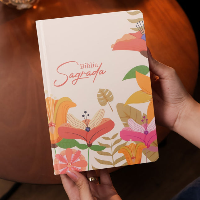 Bíblia Sagrada Flores | KJA  | Letra Maior | Capa Dura