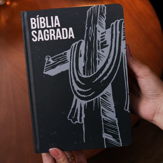 Bíblia Sagrada Cruz e Manto | KJA  | Letra Maior | Capa Dura