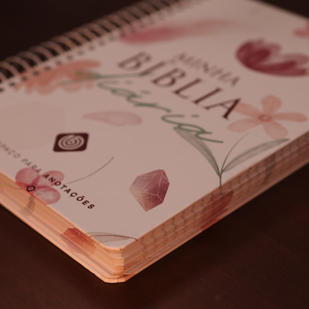 Minha Bíblia Diária Flores | NVI | Com Espaços Para Anotações | Capa Dura