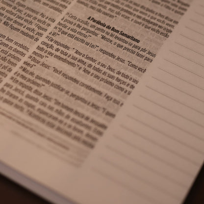 Minha Bíblia Diária Flores | NVI | Com Espaços Para Anotações | Capa Dura