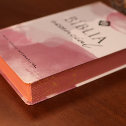Bíblia Essencial Rosa | NVI | Capa Dura