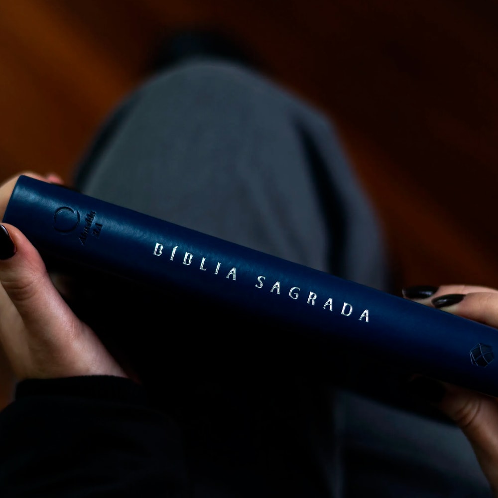 Bíblia Trindade | ARA | Letra Grande | Capa Couro Sintético Azul