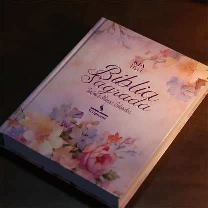 Bíblia King James 1611 Rosa e Hortencia | Textos e Mapas Coloridos | Capa Dura