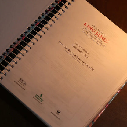 Bíblia King James 1611 Folhas | Textos e Mapas Coloridos | Espiral