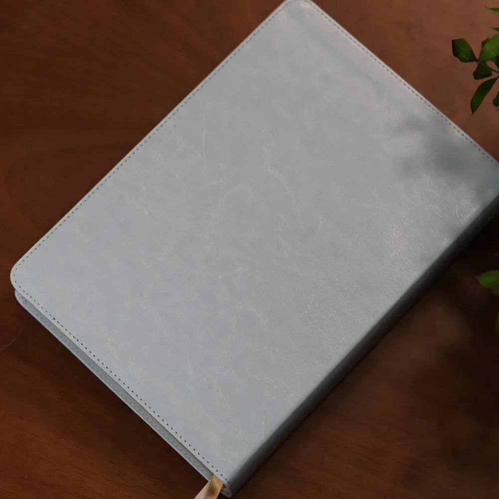 Bíblia de Estudo Para Toda Mulher | NVT | Capa Azul