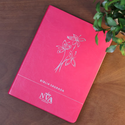 Bíblia Slim | Letra Normal | NVA | Capa Premium Ramo de Flores Pink