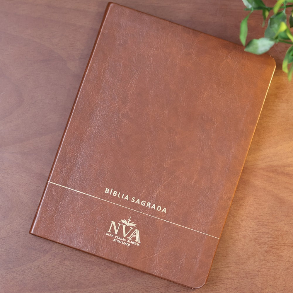 Bíblia Slim | Letra Normal | NVA | Capa Premium Luxo Minimalista Marrom