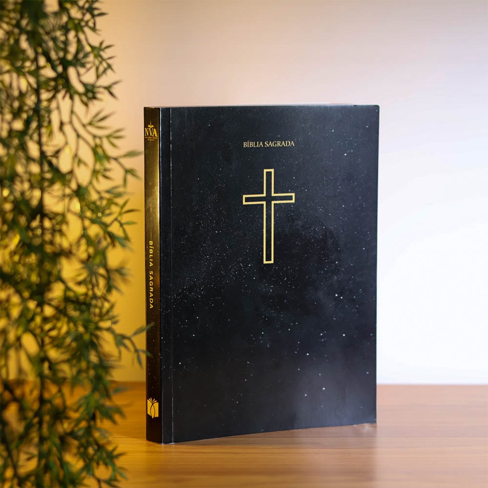 Bíblia Sagrada Salvos Pela Graça | NVA | Capa Brochura Preta