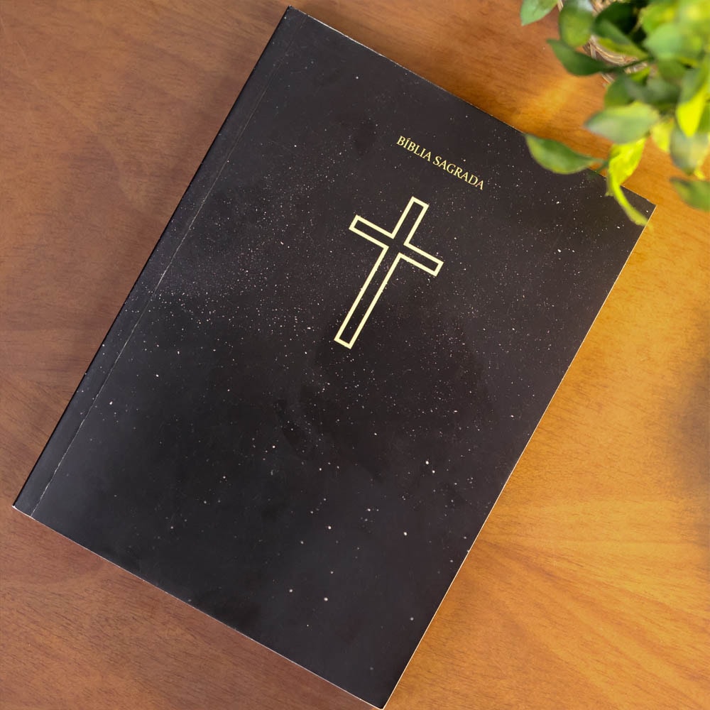Bíblia Sagrada Salvos Pela Graça | NVA | Capa Brochura Preta