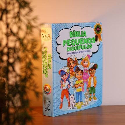 Bíblia Pequenos Discípulos | NVA | Letra Normal | Capa Dura Azul