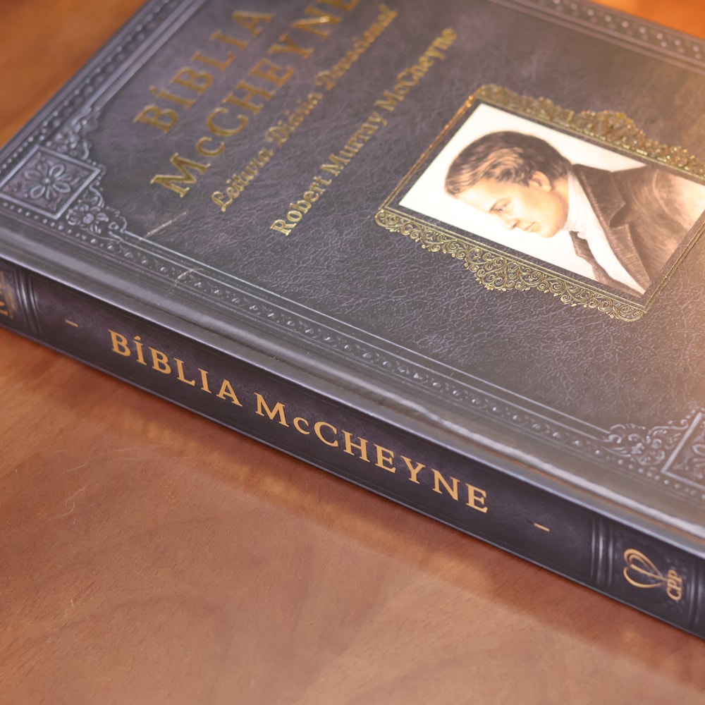 Bíblia McCheyne | NVA | Leitura Diária Devocional | Full Collor | Capa Dura Vintage Preta