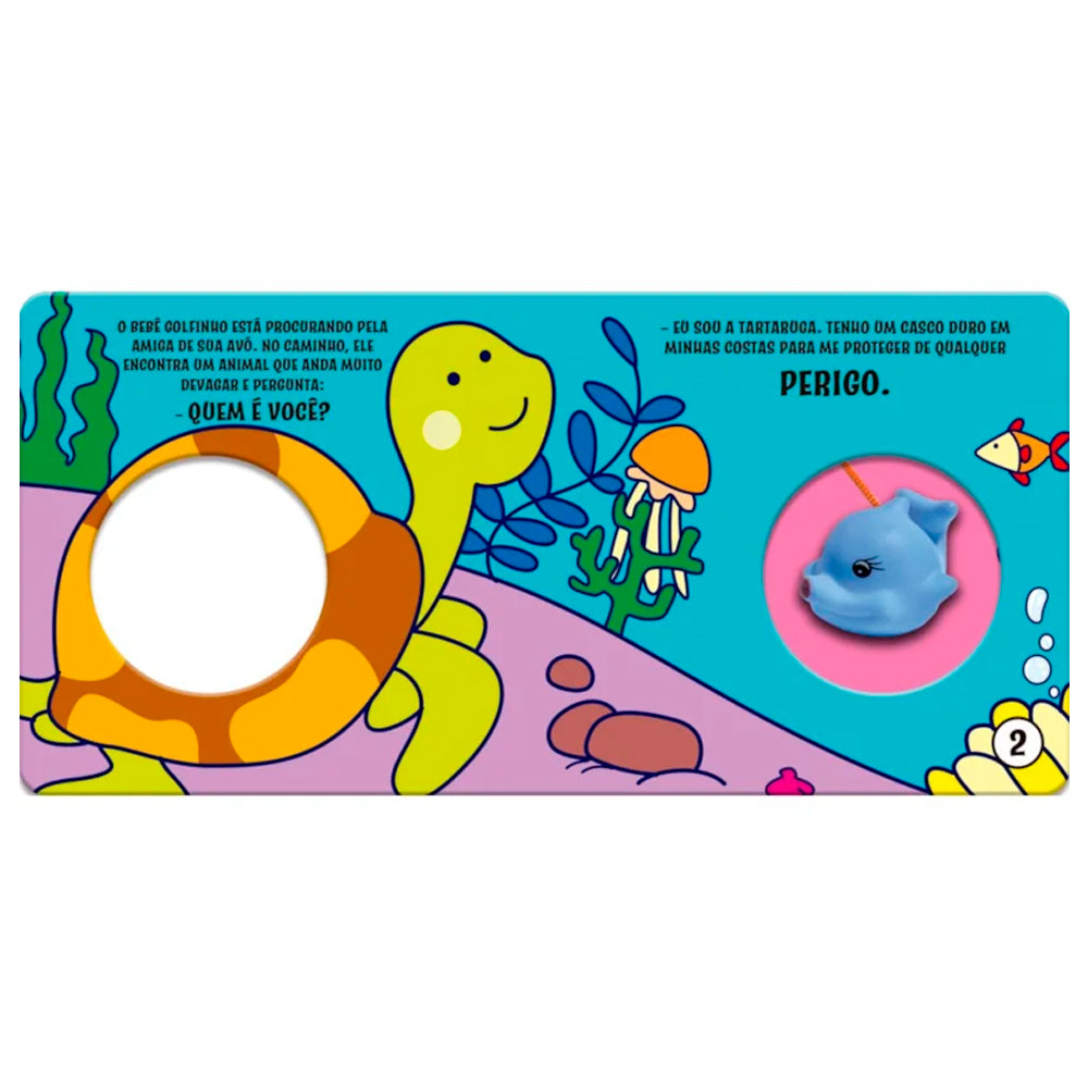 Diversão no Banho com o Golfinho