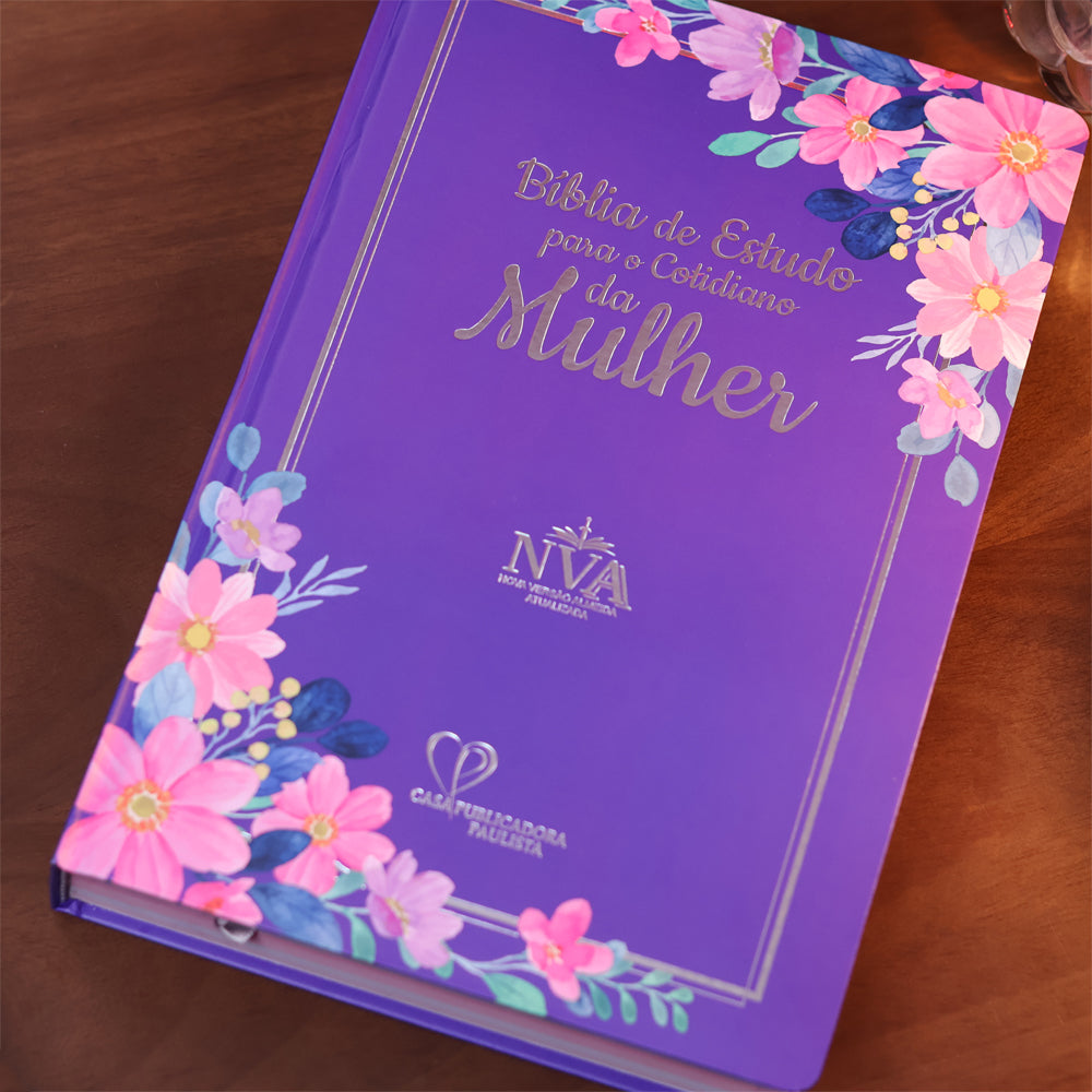 Bíblia de Estudo Para o Cotidiano da Mulher | NVA | Full Collor | Capa Dura Lilás