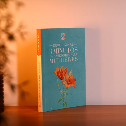Devocional 3 Minutos de Sabedoria P/ Mulheres | Tudo Posso Azul