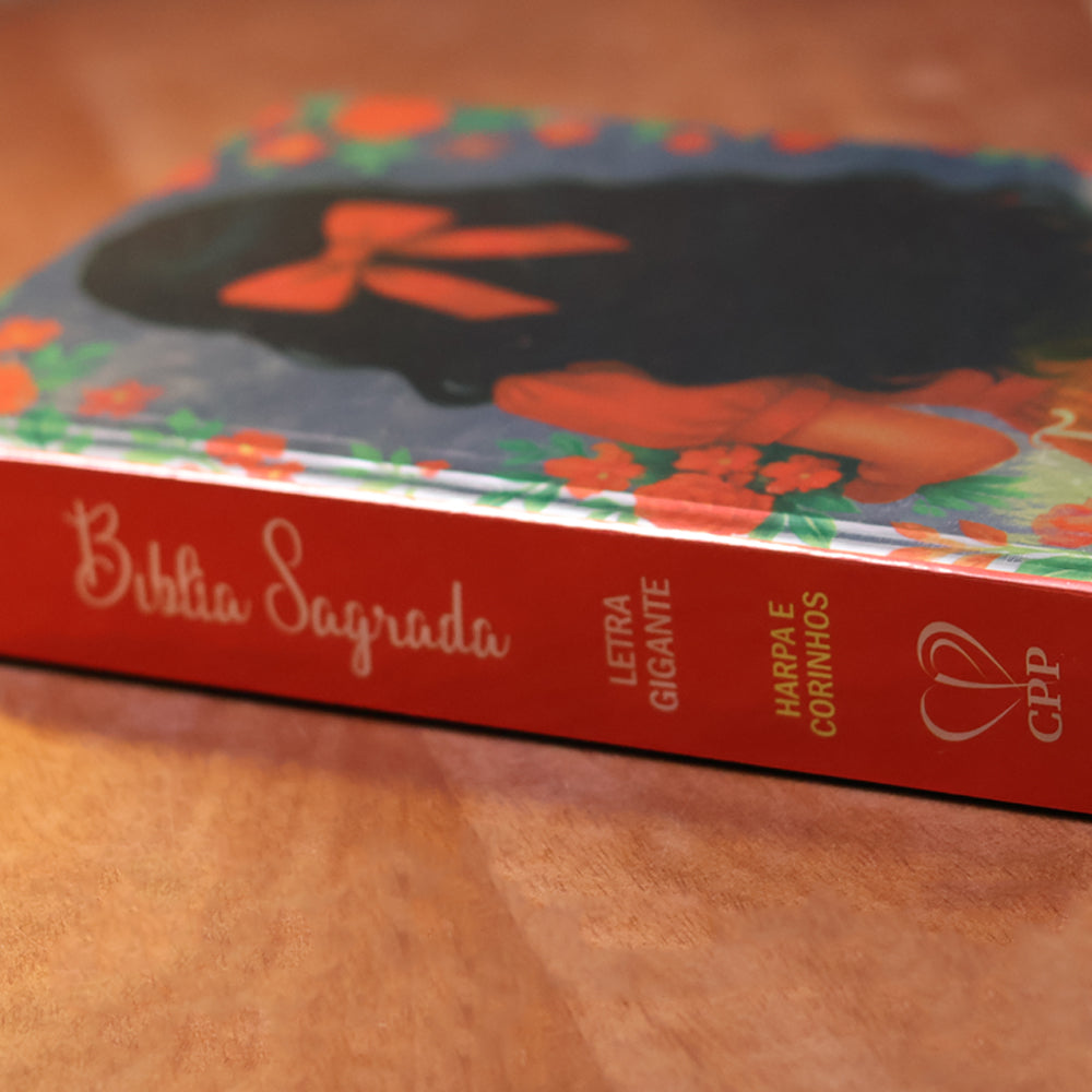Bíblia Sagrada Filha do Rei | ARC | Letra Gigante | Harpa Avivada e Corinhos | Capa Dura Vermelha