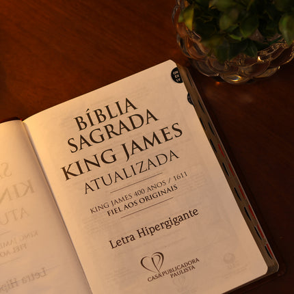 Bíblia Sagrada King James | KJA | Letra Hipergigante | Com Índice | Capa PU Luxo Preta