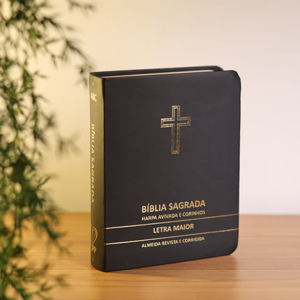 Bíblia Sagrada Cruz Preta Média | ARC | Letra Maior | Harpa Avivada e Corinhos | Capa Premium Luxo
