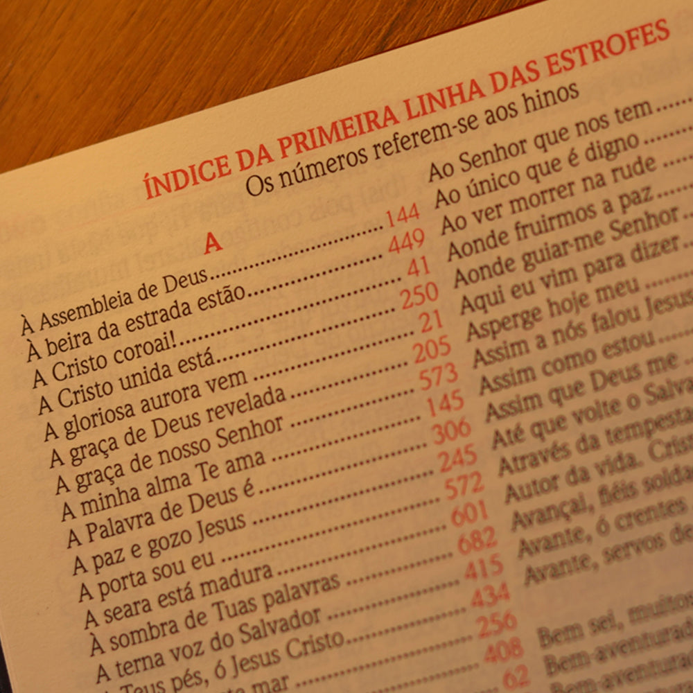 Harpa Avivada e Corinhos Musical  | Letra Hipergigante | Capa Dura