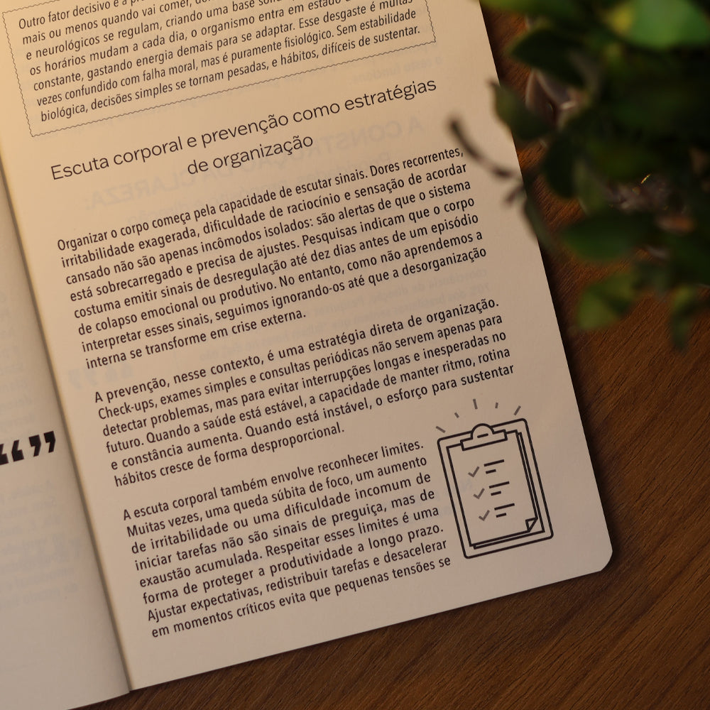 Kit Bíblia Evangelize | NVI | Miqueias 6 + Livro de Anotações