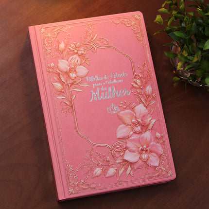 Bíblia de Estudo Para o Cotidiano da Mulher | NVA | Full Collor | Capa Dura Rosa Com Orquídeas