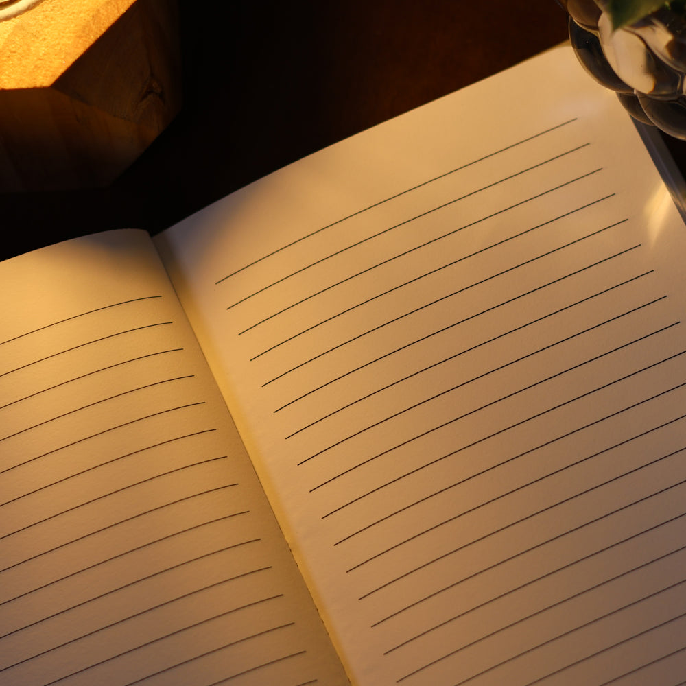 Caderno Moleskine Verde | Com Pauta | Lírios