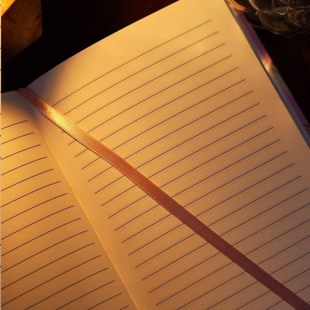 Caderno Moleskine Rosa | Com Pauta | Capa Lírios