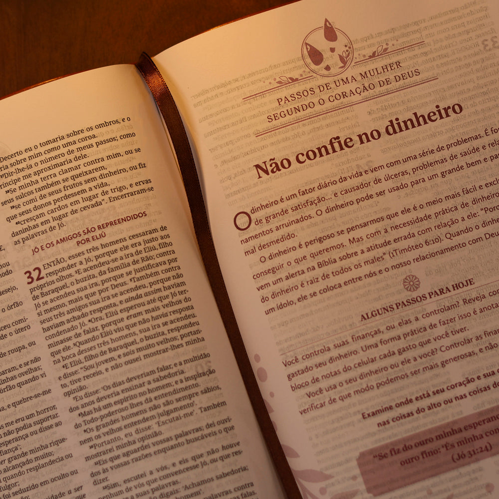 Bíblia Mulher Segundo o Coração de Deus | King James | Capa Marrom