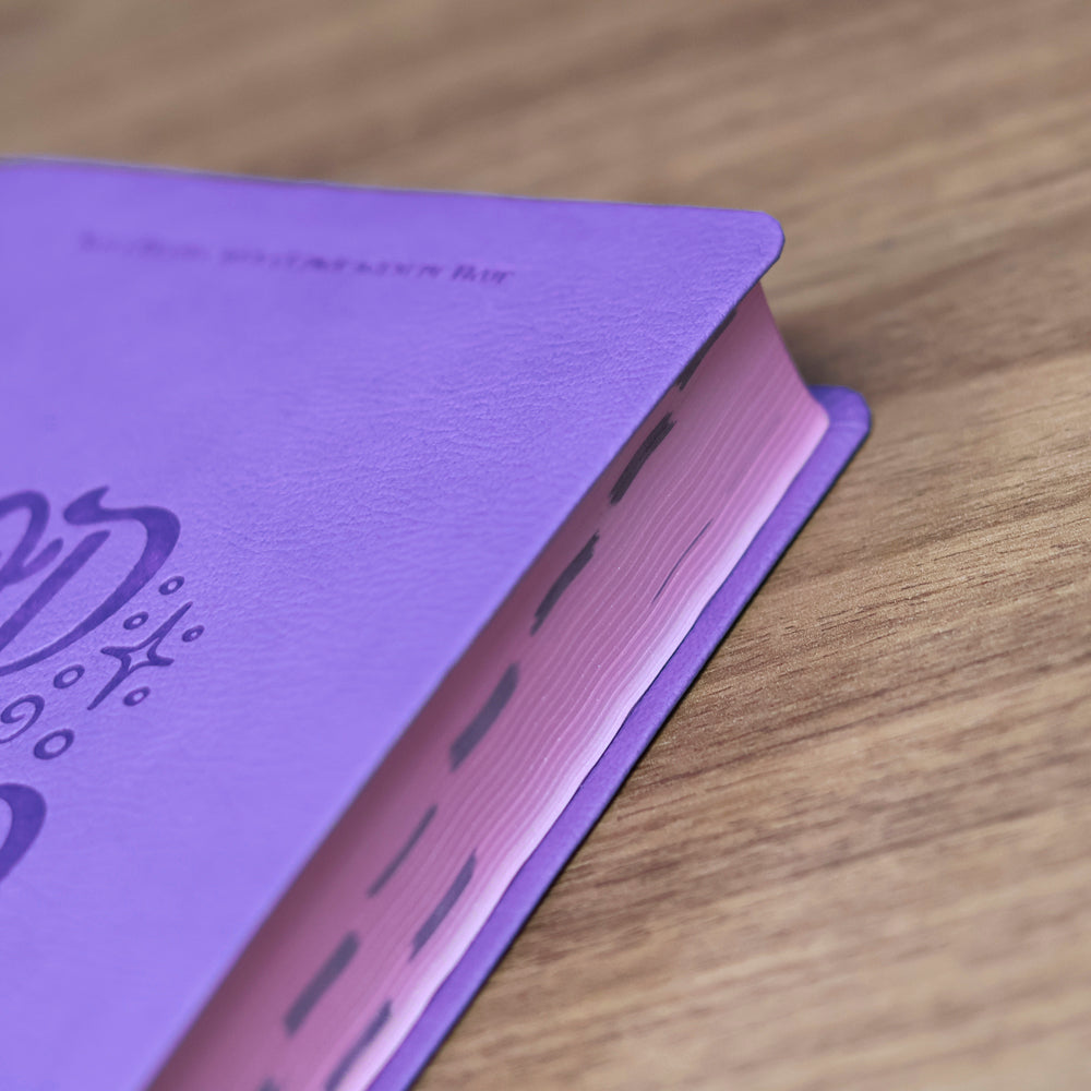 Bíblia Sagrada God Is Good | NTLH | Capa Lavanda