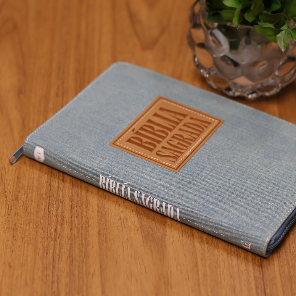 Bíblia Sagrada Slim | ACF | Leitura Perfeita | Capa Jeans