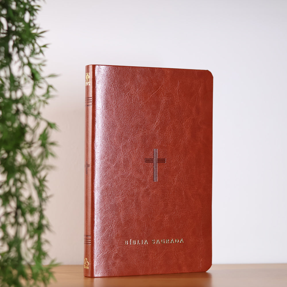 Bíblia Slim NVT | Poder da Cruz | Capa Luxo Marrom