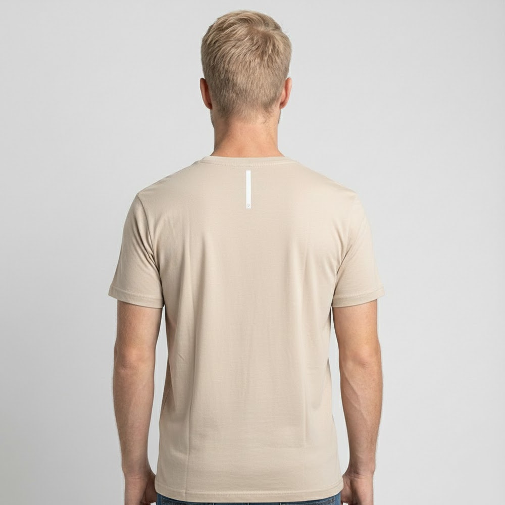 Camiseta Bege | O Amor Me Amou | P