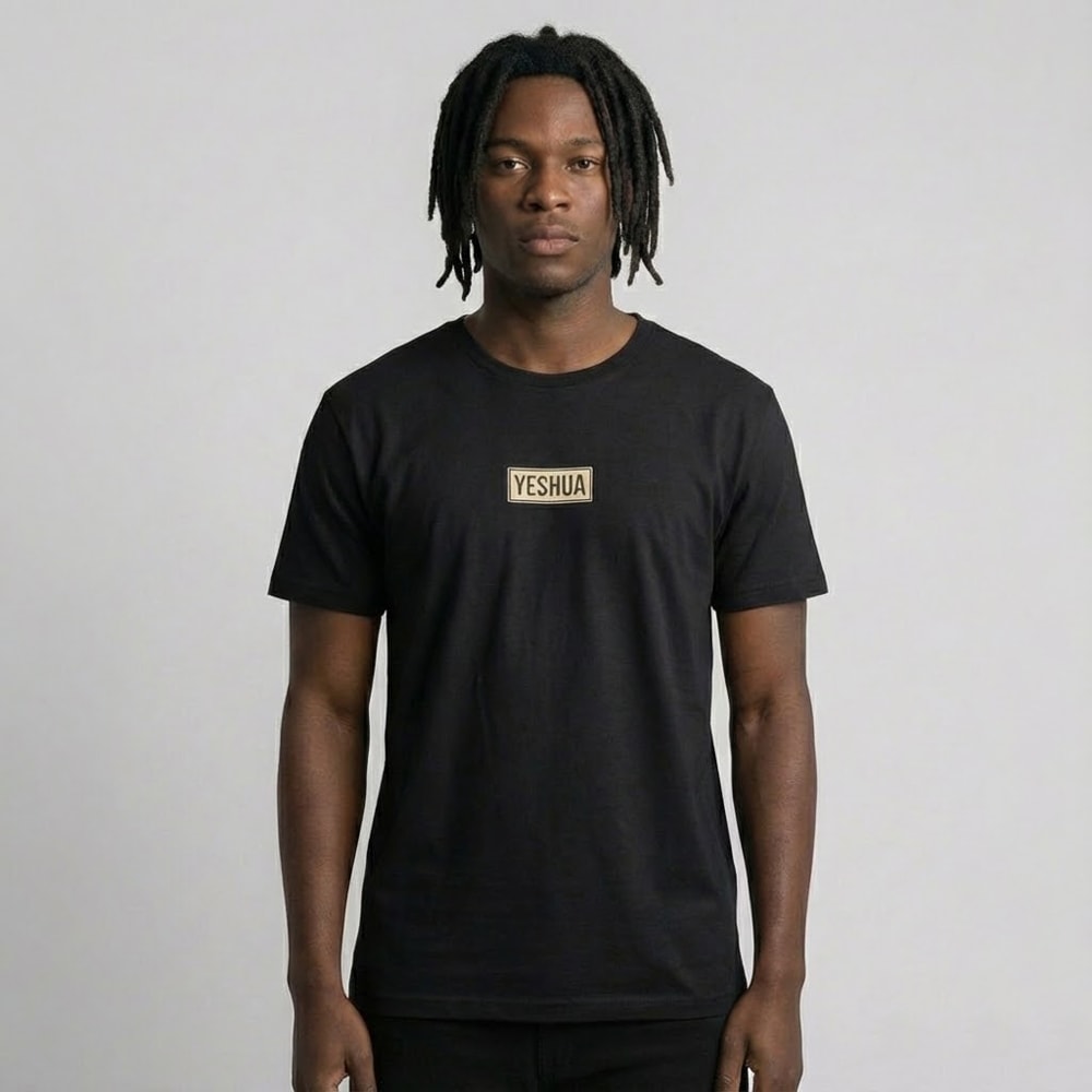 Camiseta Preta | Yeshua - Bege | P