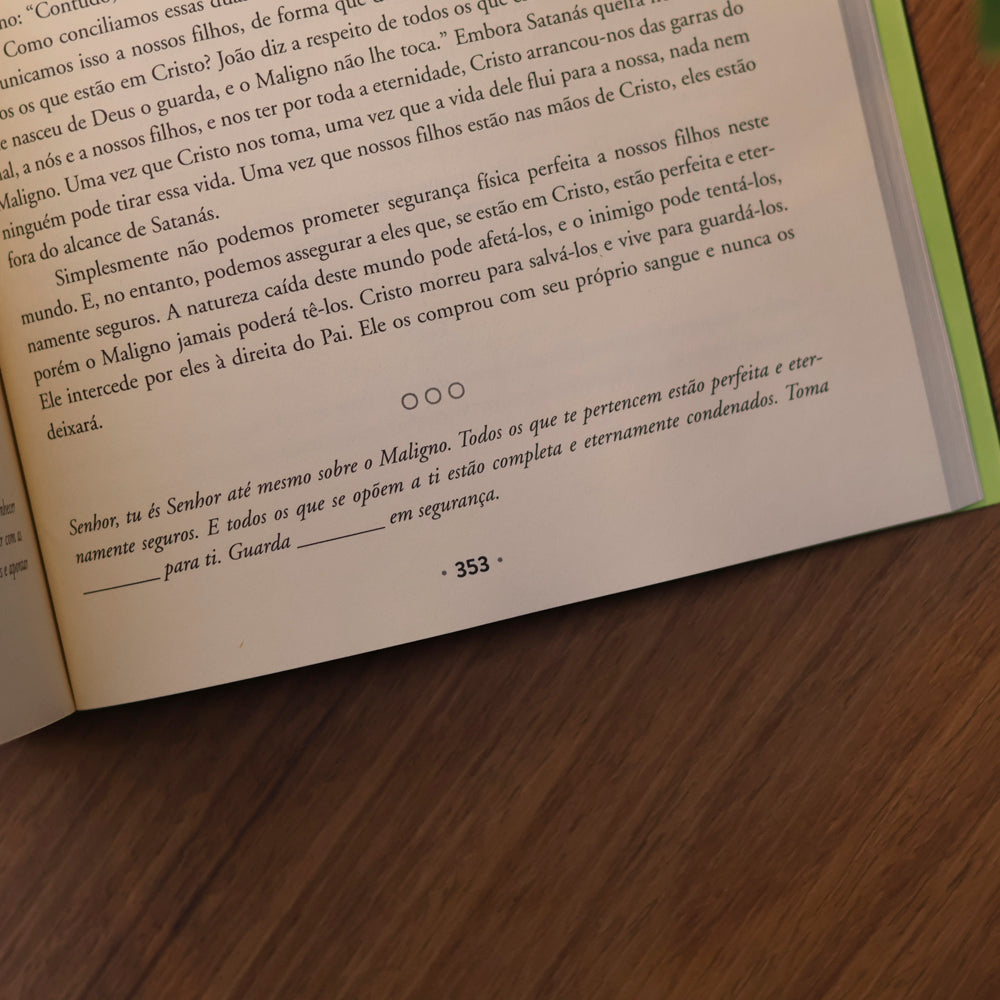 Devocional Ore Por Seus Filhos Com a Bíblia | Nancy Guthrie