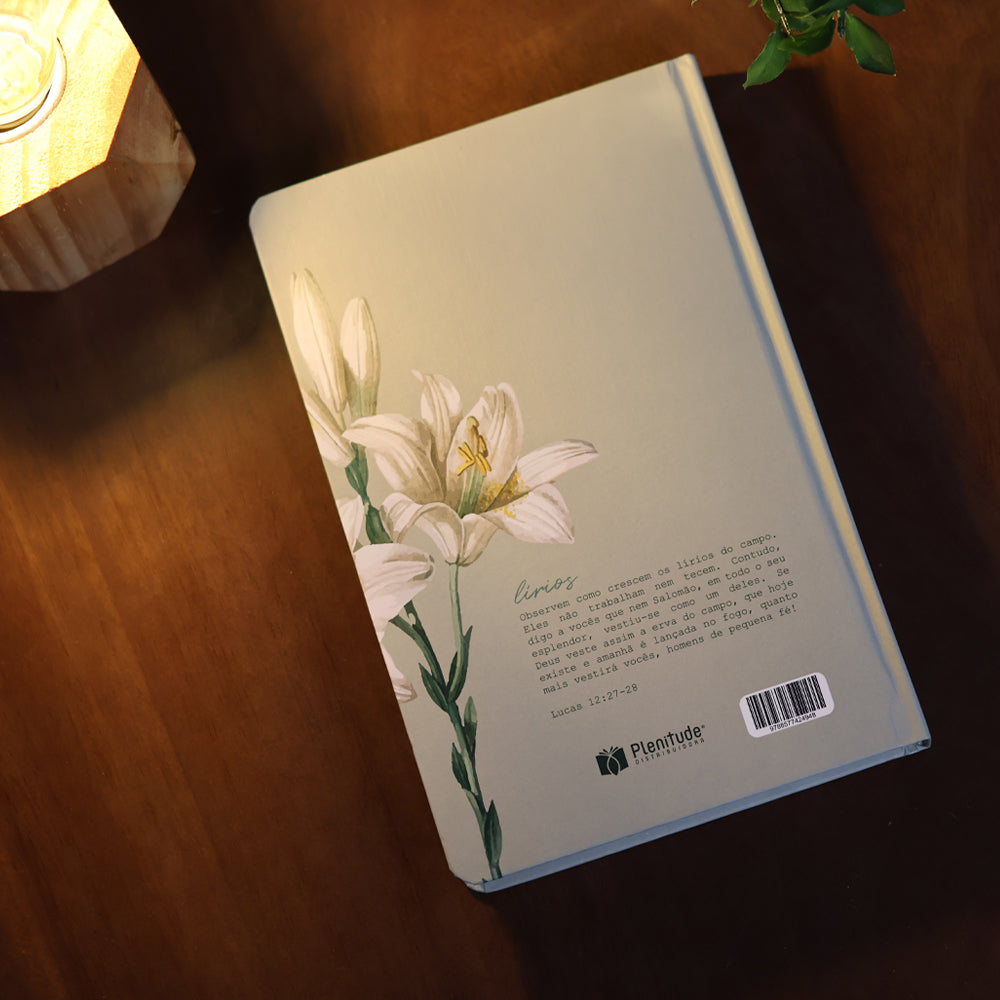 Kit Bíblia Sagrada Lírios Verde | NVI | Letra Maior | Capa Dura + Bloco de Anotações Lírios | Capa Brochura