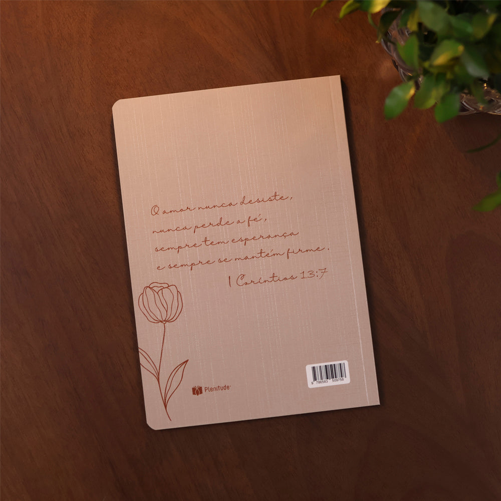 Kit Bíblia Sagrada Slim Tudo Crê | NVT | Capa Dura + Bloco de Anotações Tudo Crê | Capa Brochura
