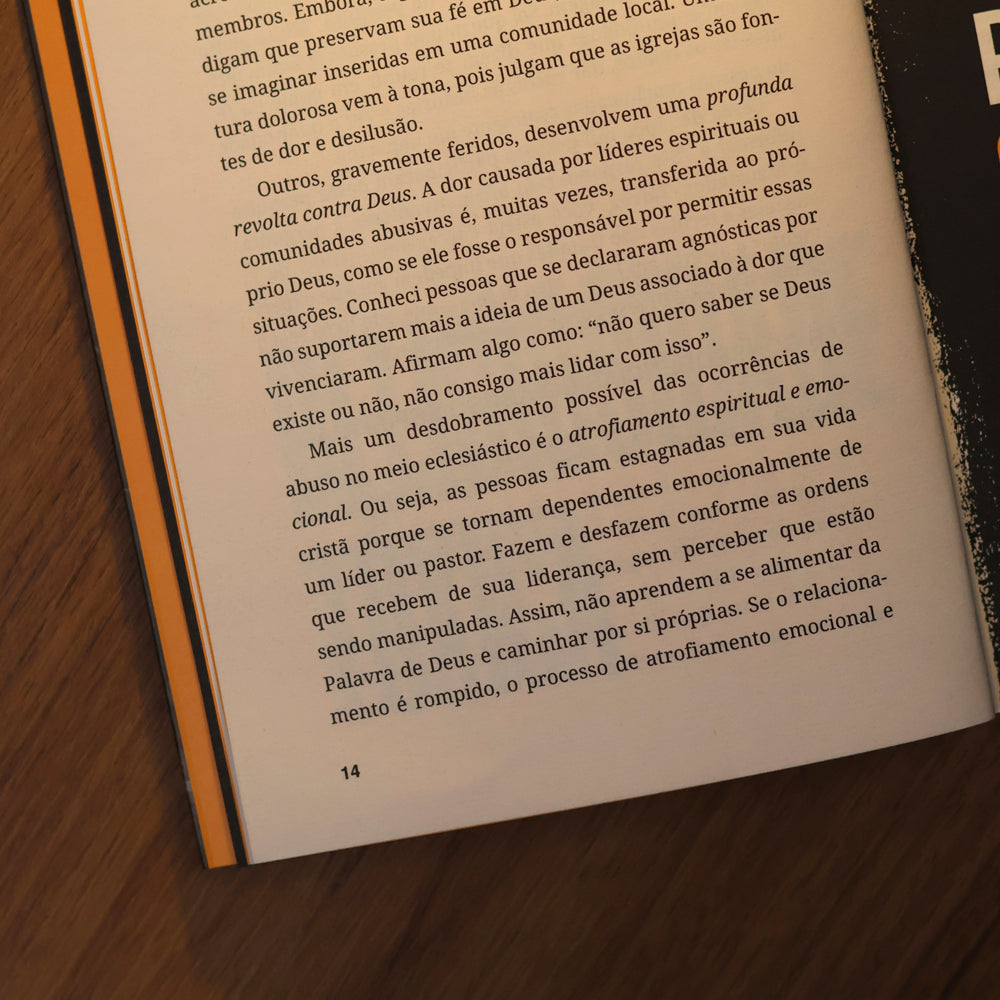 Machucados Pela Igreja | Tiago Mattes
